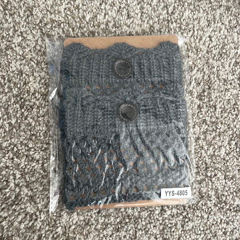 2 piece gray boot top insert